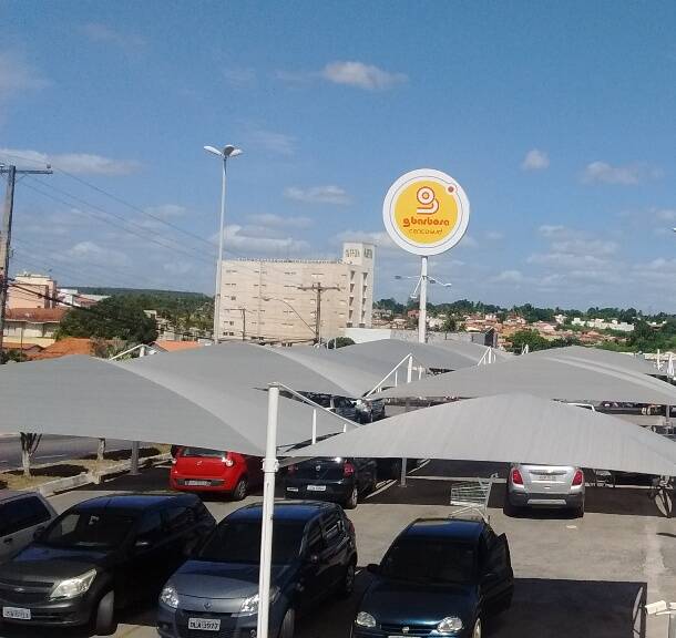 Cobertura estacionamento Grupo CENCOSUD